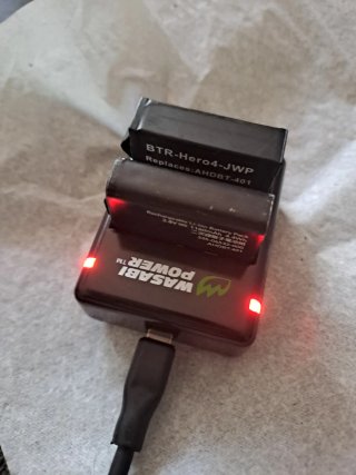 Caricabatterie e batterie Wasabi Power GoPro Hero 4