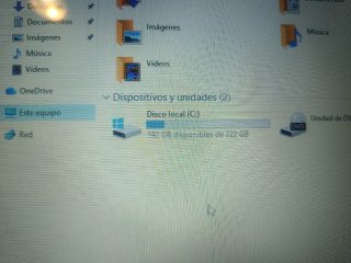Portátil HP i3 8GB RAM 250GB SSD 15,6"
