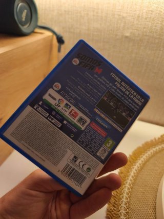 FIFA 14 Legacy Edition PS Vita