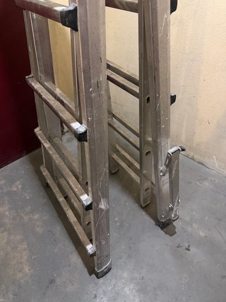 Escalera Wurth 6x4