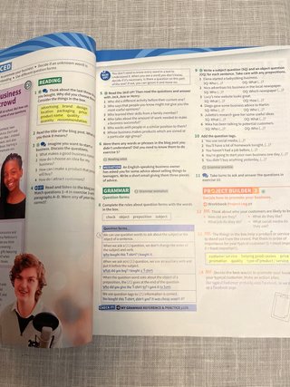 Synchronize 4 Students Book (Spain)