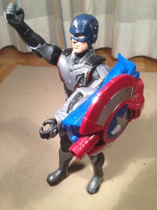Capitan America Marvel Hasbro 30cm