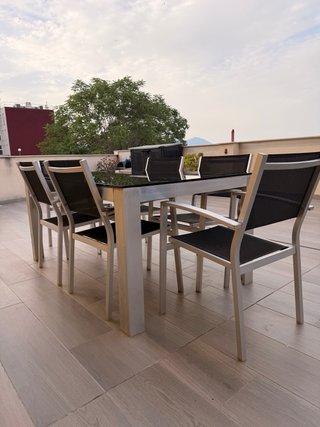 Mesa y 6 Sillas de Jardín