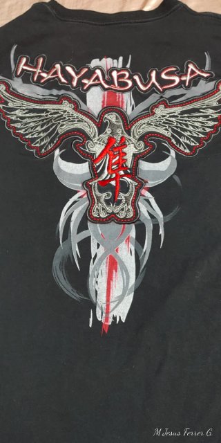 Camiseta Hayabusa Bordada Talla M/L