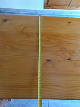 Mesa CENTRO PURO PINO.  PESA UNOS 60KG