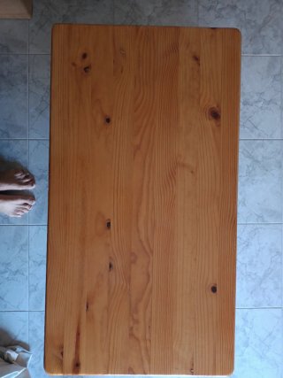 Mesa CENTRO PURO PINO.  PESA UNOS 60KG