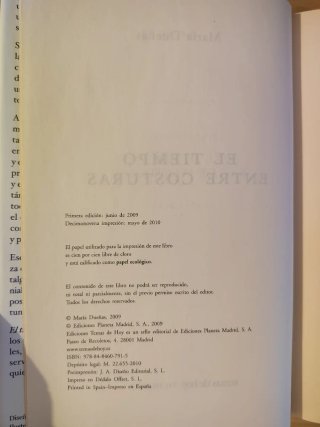 Libro El tiempo entre costuras