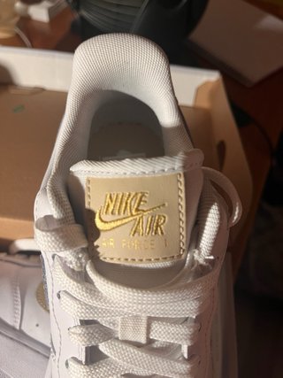 Nike Air Force 1 Blancas y Beige