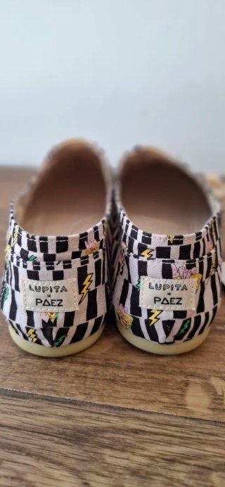 Paez x Lupita T38 Nuevas com Etiqueta Veganas