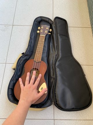 Funda para ukelele color beige