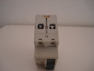 Merlin Gerin multi 9 ID Interruptor Automático