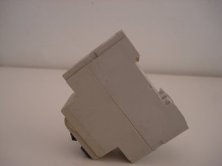 Merlin Gerin multi 9 ID Interruptor Automático