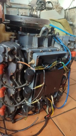 Motor Yamaha 200 V6