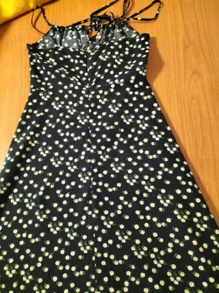 Vestido negro flores blancas talla XS