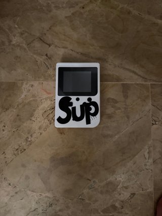 Game Boy Blanco con Vinilo Supreme