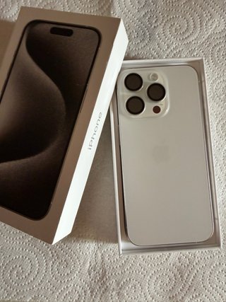 iPhone 15 Pro Titanio Blanco 256GB