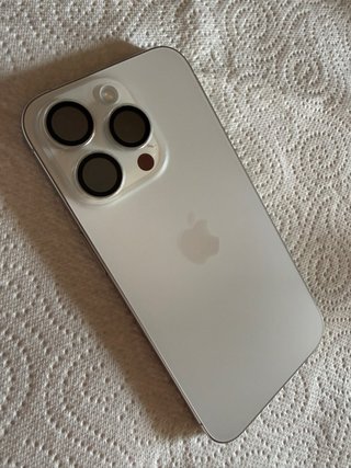 iPhone 15 Pro Titanio Blanco 256GB