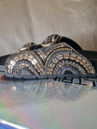 Sandalias Alma en Pena Altrimenti