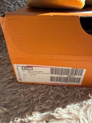 Nike Cortez Verde y Rosa