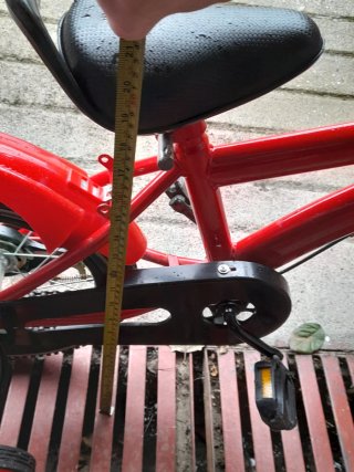 Bicicleta infantil roja
