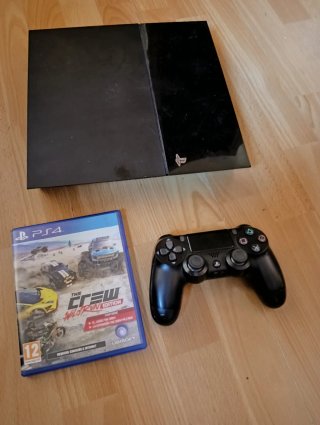 PS4 (PlayStation 4) Negra + Juego The Crew