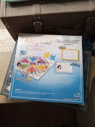 Trivial Pursuit Familia