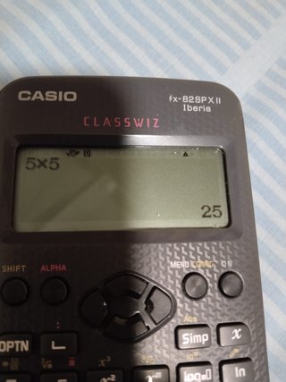 Calculadora Casio fx-82SPXII Classwiz Iberia