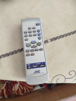 Minicadena JVC UX-P3R CD/Radio/Cinta. Con mando