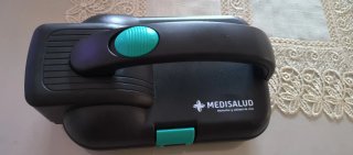 Linterna con kit de herramientas básico