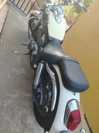 Honda Shadow 750 Cruiser Beige
