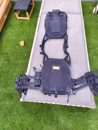 Chaleco Emerson JPC Negro