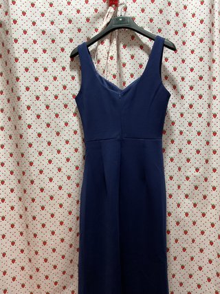 Vestido fiesta largo azul con corte