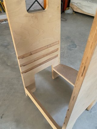 Torre aprendizaje Montessori madera ULLY de MOBLI