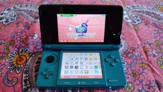 Nintendo 3DS Blu + 4 Giochi + Caricatore