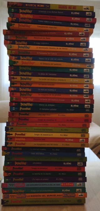 Colección de libros "Pesadillas" de R.L. Stine