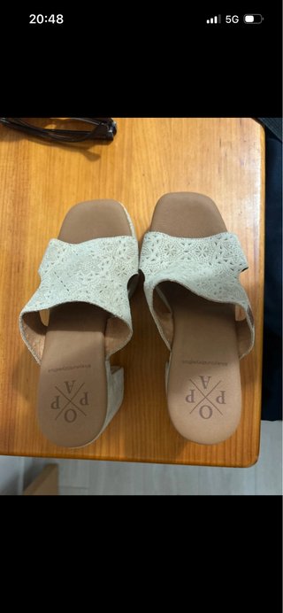 Sandalias Popa Beige Mujer nuevas sin estrenar