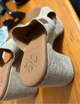 Sandalias Popa Beige Mujer nuevas sin estrenar
