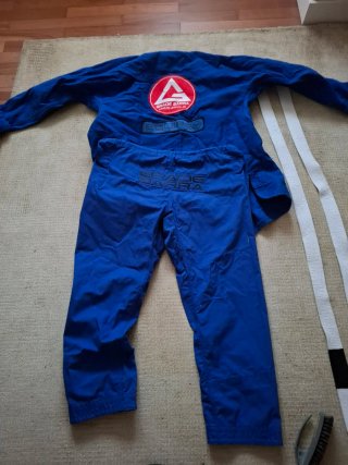 Kimono Jiu Jitsu Gracie Barra Azul Talla A2