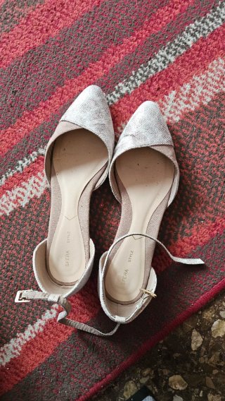 Zapatos Sfera Talla 41 Beige y Blanco