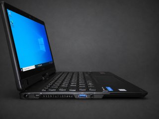 Fujitsu Lifebook T937 i7-7600u SSD 512GB Ram 16GB