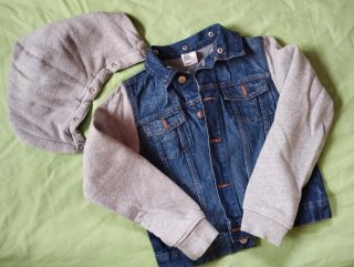 Chaqueta vaquera con capucha 9-10 años