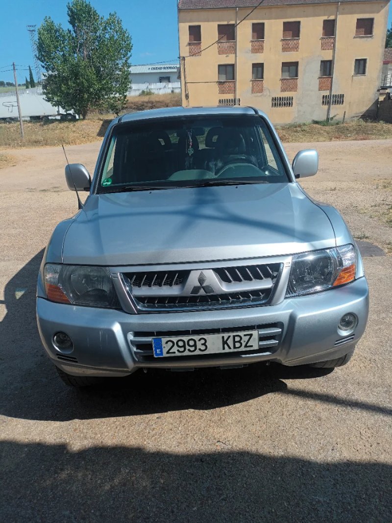 Mitsubishi Montero 2006 - foto 1