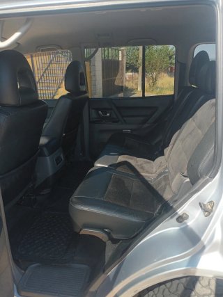 Mitsubishi Montero 2006