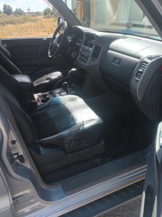 Mitsubishi Montero 2006