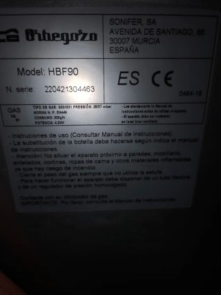 Estufa de Gas Llama Azul Negra
