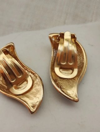 Orecchini vintage clip beige e blu