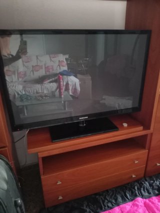 TV Samsung 40" - 70€