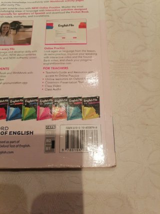 English File With Online Practice for Speakerts...