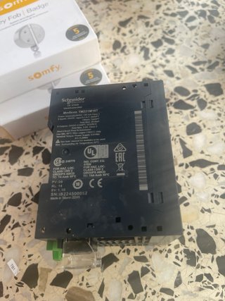 Schneider Electric TM221M16T