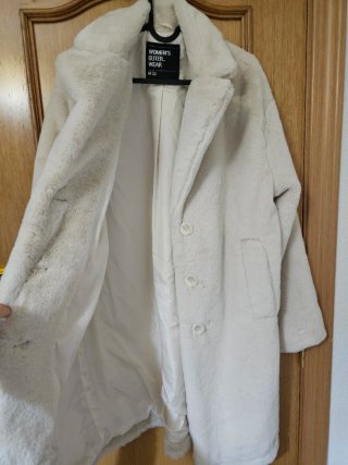 Abrigo beige talla M